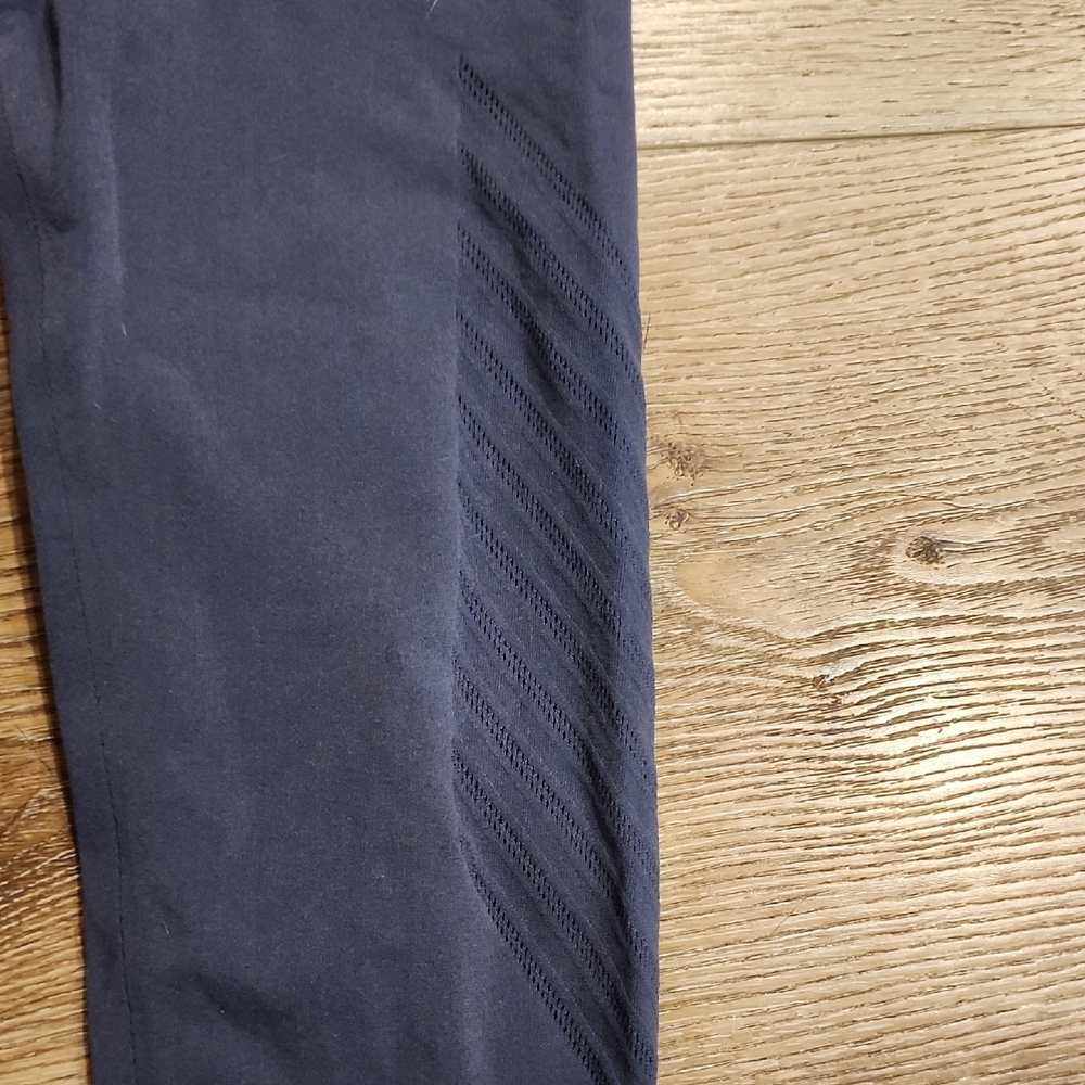 lululemon athletica Leggings - Picture 2 of 5